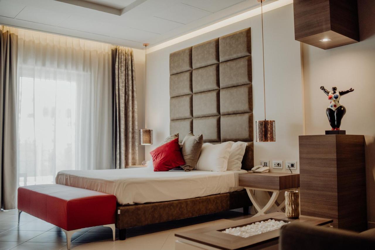 Hotel Niagara Катандзаро Екстериор снимка