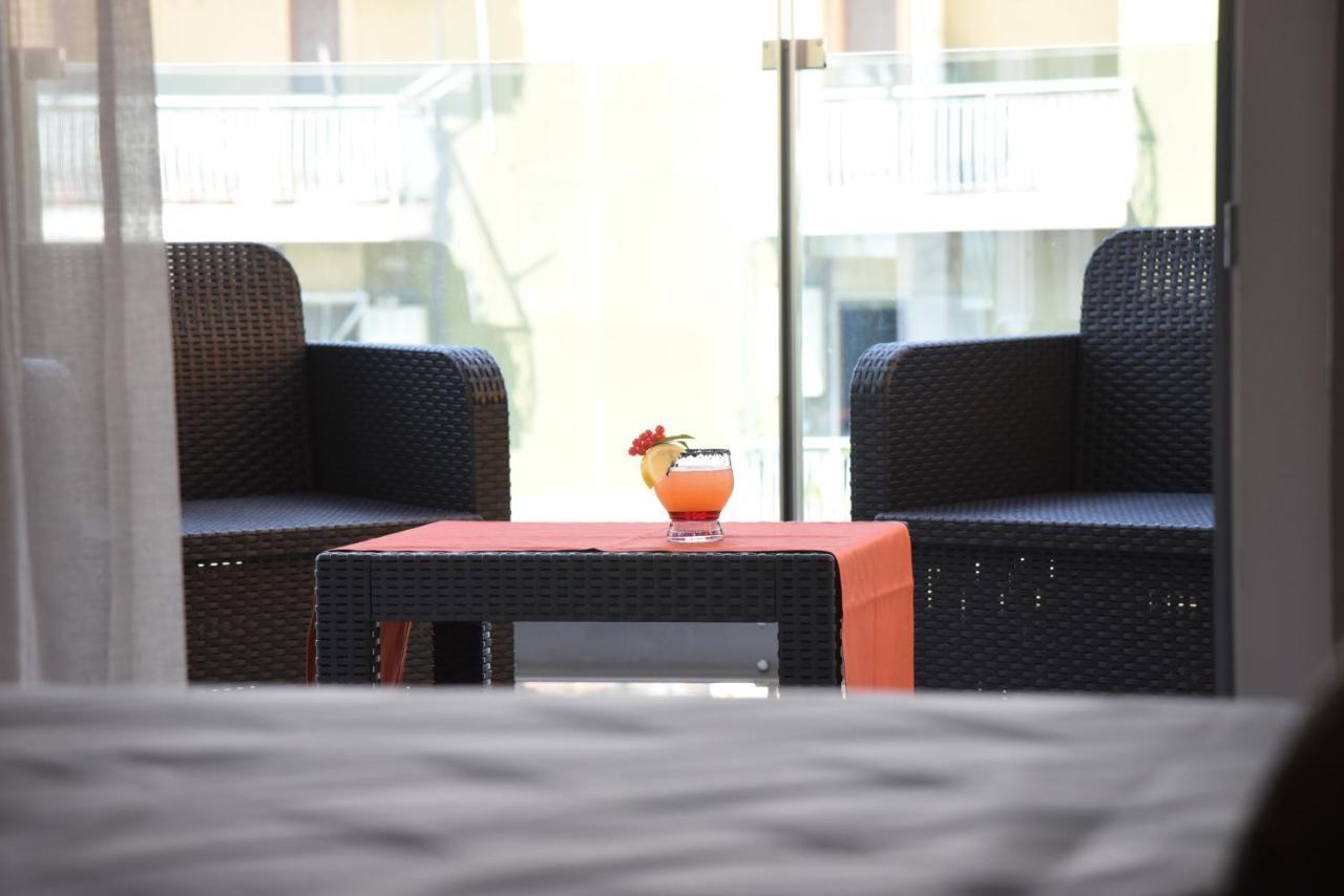 Hotel Niagara Катандзаро Екстериор снимка
