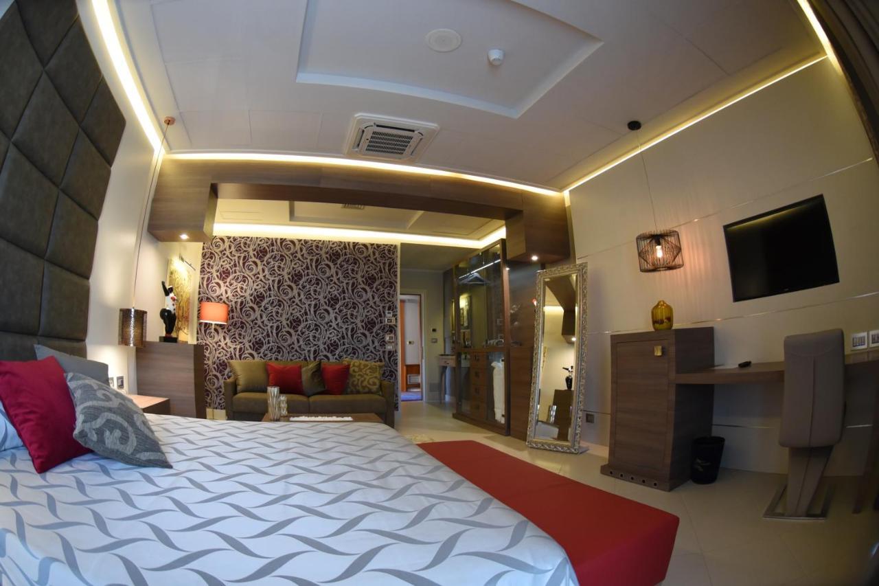 Hotel Niagara Катандзаро Екстериор снимка