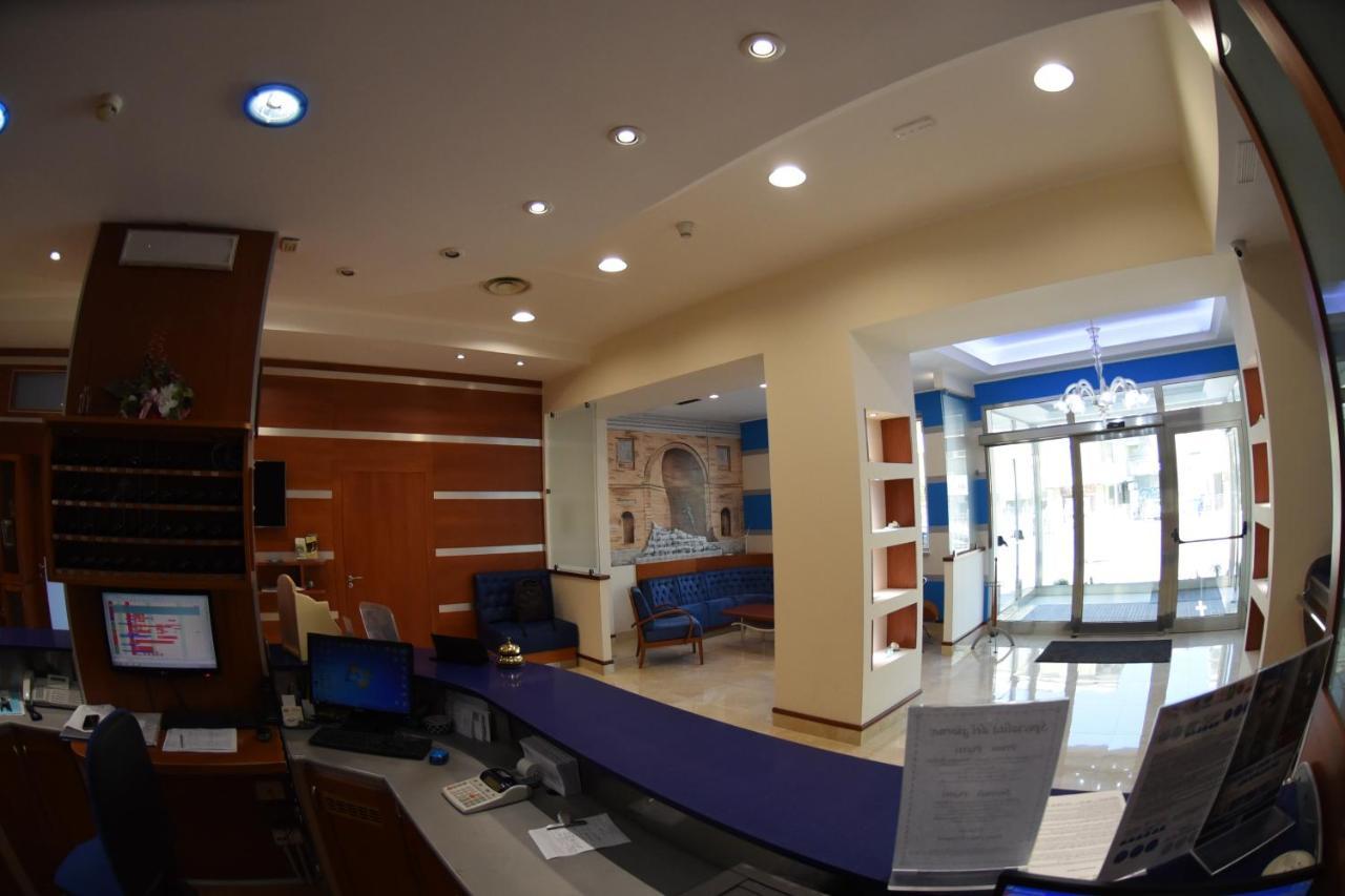 Hotel Niagara Катандзаро Екстериор снимка